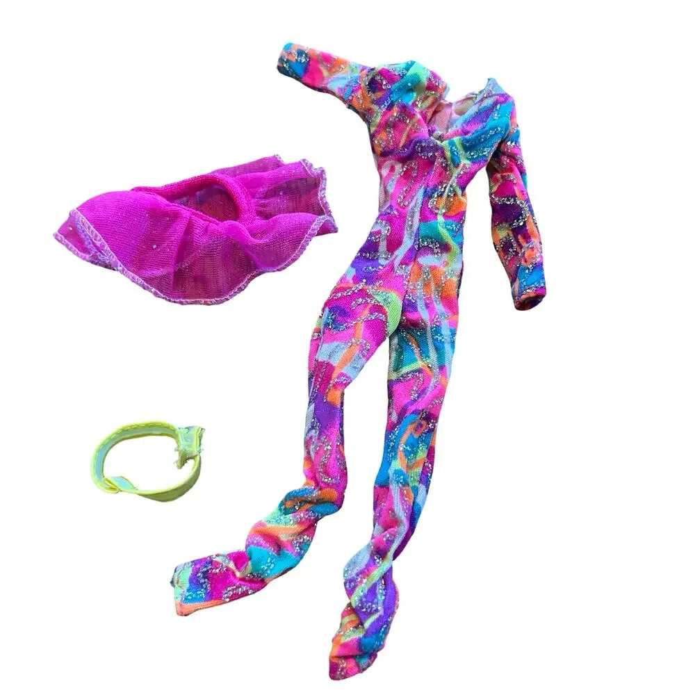 1994 Mattel Hot Skatin Barbie Outfit Skates Unitard Helmet Skirt Belt Knee Pads